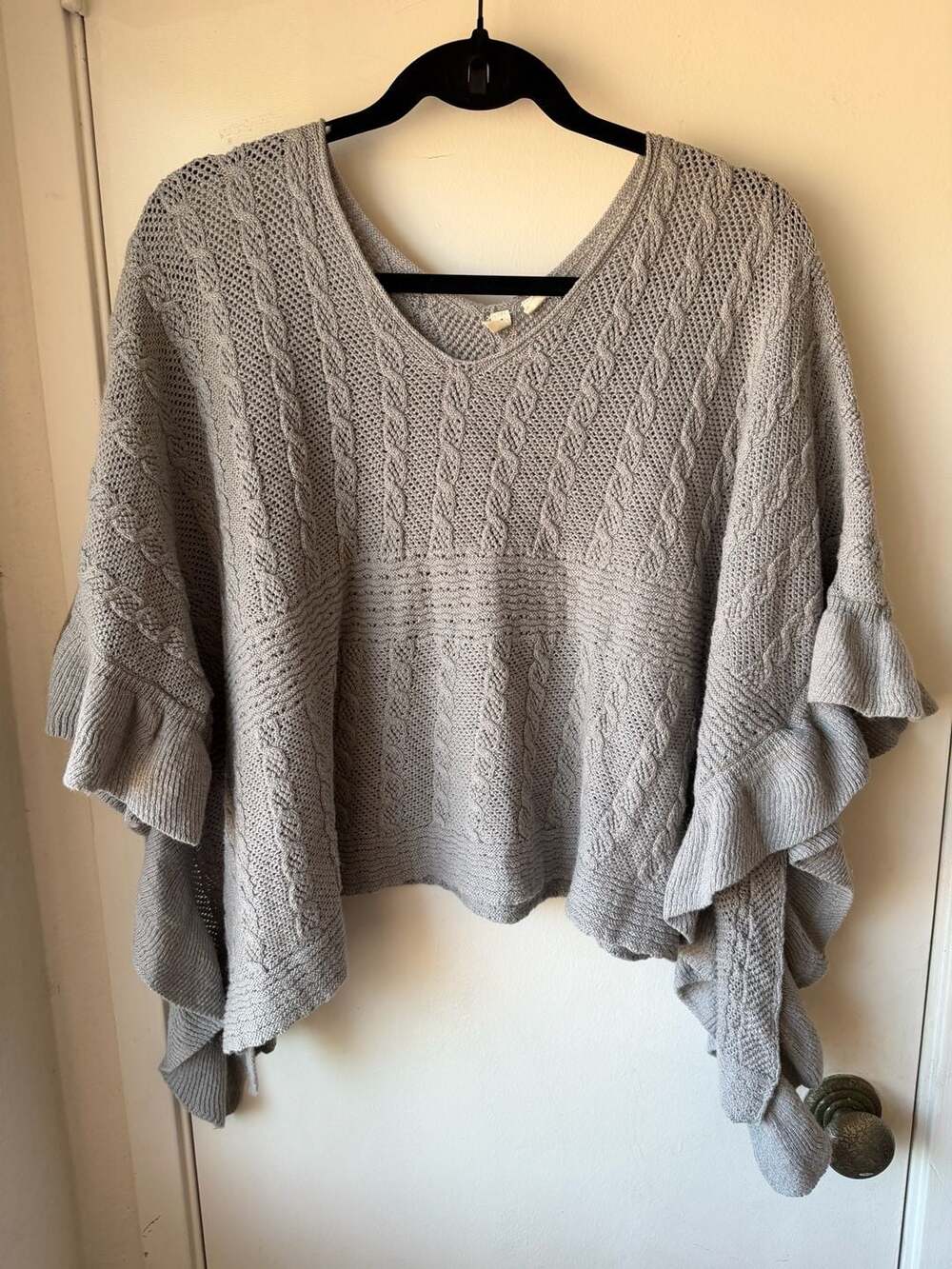 Moth Anthropologie Gray Knit Ruffle Poncho Sweater
